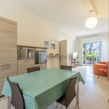 Appartamento Next To The By Wonderful Italy Ospedaletti